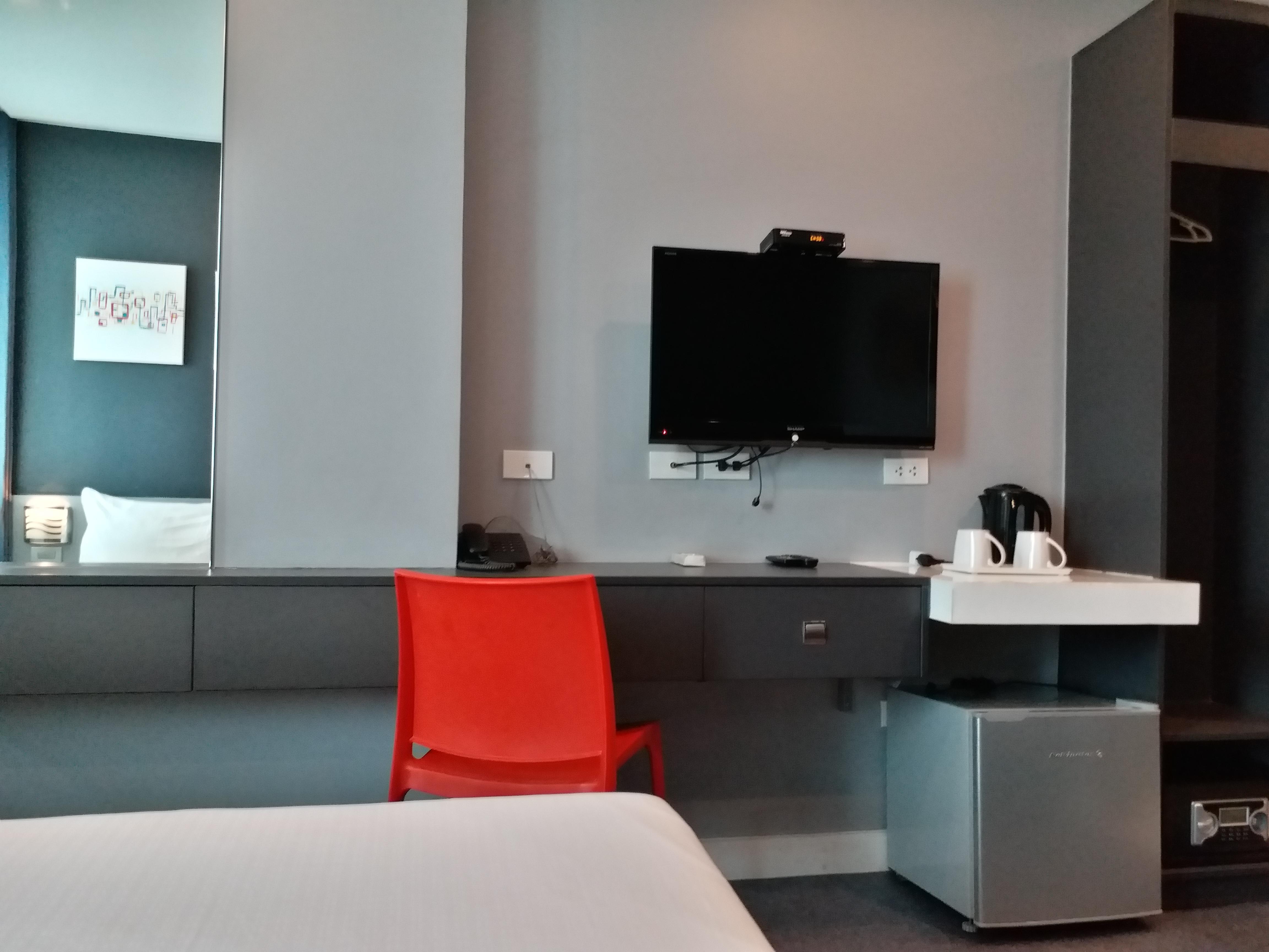 Li Nakpil Hotel Manila Bagian luar foto