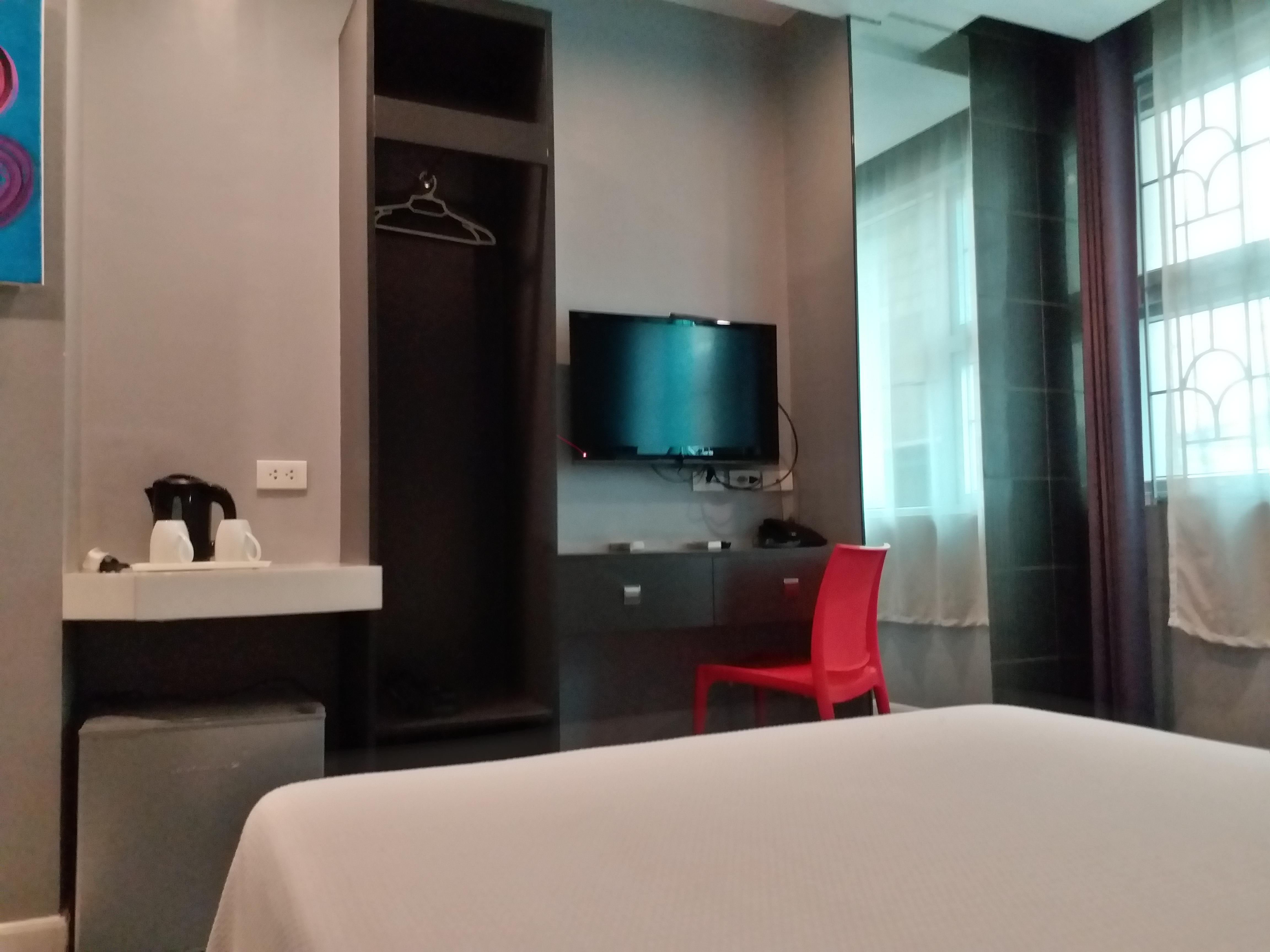 Li Nakpil Hotel Manila Bagian luar foto